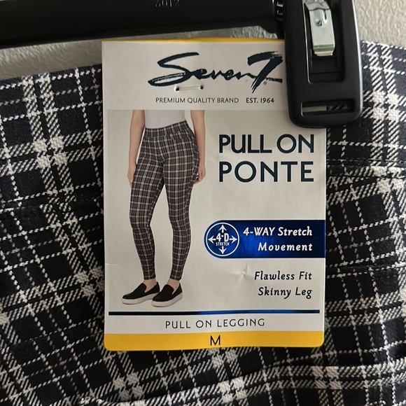 Plaid leggings - Picture 7 of 8